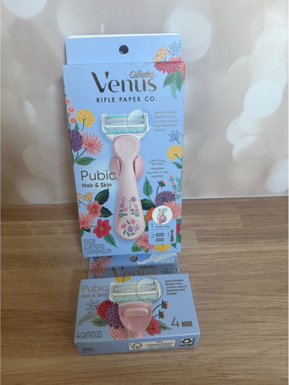Rifle Paper Co x Venus Razors